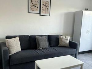 Studio meublé à pierrelatte au blaches proche du site nucléaire terasse et parking