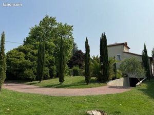 Vends maison sur la commune de Montpouillan