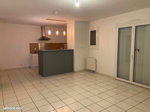 T2 Aire sur Adour proche Lycée