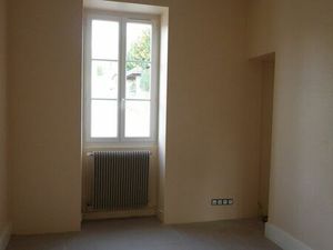 Appartement T3 RDC - garage - cave 74m²