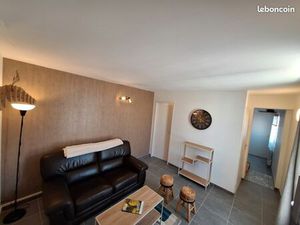 Maison meublée centre-ville BLOIS – 1 chambre + bureau – garage attenant  cour fermée