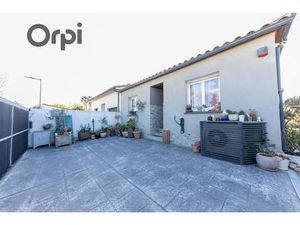 Villa de plain pied de 90m² - SAINT-ESTEVE