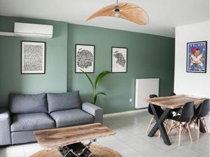 T2 lumineux avec grande terrasse vue montagne  Quartier calme