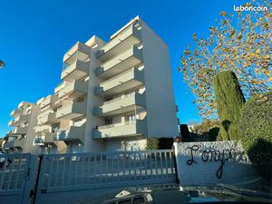 St Raphael Centre - Beau 3P tout à pieds. Idéal retraités