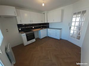 Feurs centre appartement 86 m² avec garage  ascenceur  balcon
