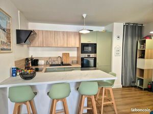 Gare Lafayette / Charges comprises / Disponible au 22 décembre