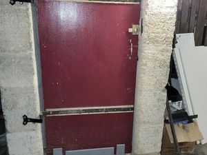 Grande cave 30 m2 séche cours de la Marne