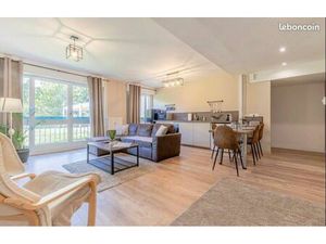 F2 terrasse chauffage fibre parking inclus