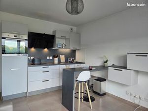 Studio meublé avec garage à 100m de la frontière