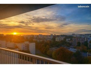 ? T4 rénové • Dernier étage • Vue panoramique • Marseille 13011