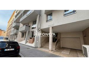 T3 LYON 4E AU COEUR DU PLATEAU