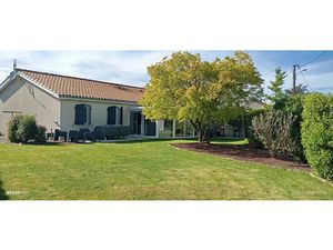 Maison Saint Denis Les Bourg Plain pied 135 m2