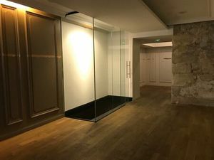 Local commercial 86 m² - Sèvres Babylone