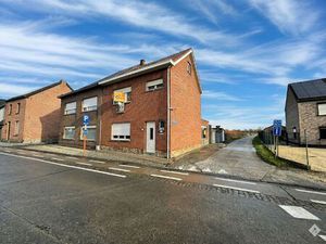 Te renoveren halfopen bebouwing in Buggenhout