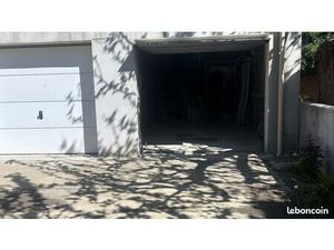 Garage 18m2 avec eau et électricité aux Marines de Bravone