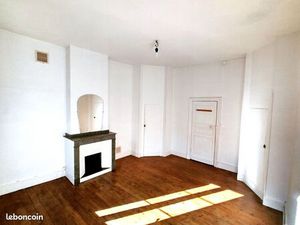 Maison balcon Sud Toulouse Blagnac Aéro Train Bus métro parc ? rivière