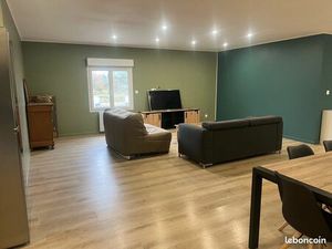 Appartement meublé 5 pièces   160 m2 1er étage