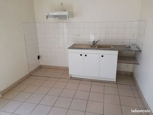 T2 45 M2 centre bourg