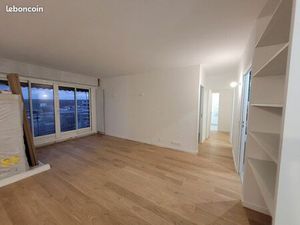 T3 piscine intérieure  lumineux  belle vue  grand balcon