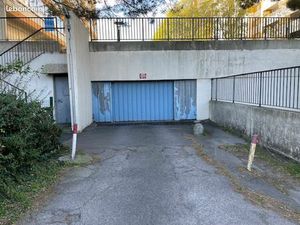Place de parking couverte sécurisée. Mosson. Le Plein Ciel. Marché des 4 saisons. ?️?️ ◊