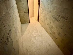 Cave  local de stockage  cellier  box a louer 6m²