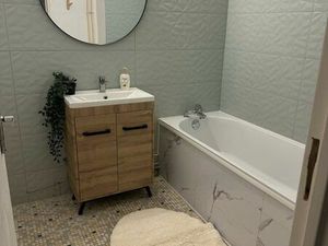 T2 rénove avec chauffage/ eau chaude inclus dans le loyer