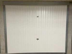 Garage à louer
