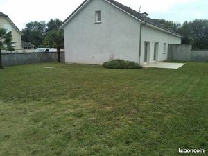 Jolie maison mitoyenne à louer