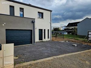 Prochr Luxembourg loue Maison Neuve type F6 4 Chambres