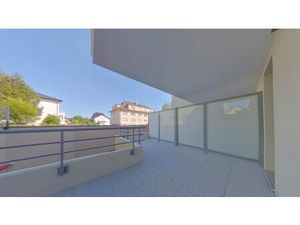 Location Appartement 2 pièces 51m² HOENHEIM 67800