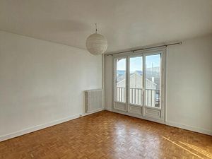 Location Appartement 3 pièces 55m² NANTERRE 92000