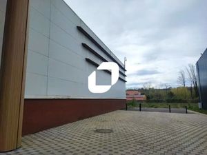 Location Commerce Provins 77160