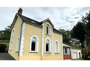 Vente Maison à Saint-Paul-le-Gaultier (72130) : à vendre / 111m² Saint-Paul-le-Gaultier