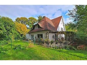 Maison à vendre avec garage et terrasse   Hennuyères (RBU85217)