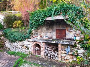 Ancien relais de poste  300 m2 au sol situé à Chartrettes