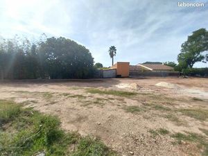 Terrain 617 m² Carnoules