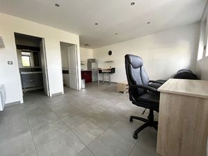 Location appartement 1 pièce 30 m² à Clermont-Ferrand (63000)