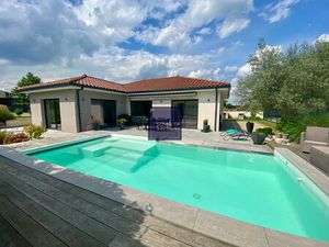 Vente maison 4 pièces 123 m² Soucieu-en-Jarrest (69510)