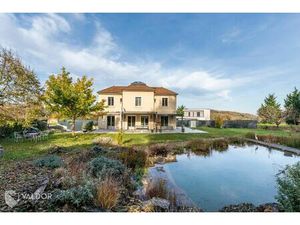 Vente maison 5 pièces 200 m² Lissieu (69380)