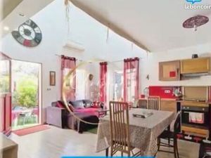 Maison avec Jardinet et boxe