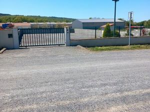 Terrain parking stockage