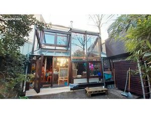 Bureau indépendant en coworking – lumineux  calme  tout inclus – 290/mois