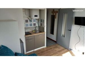 Studio 1 pièce 14 m²
