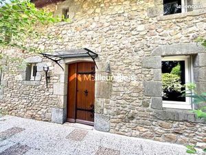 Propriété 12 pièces 192 m²