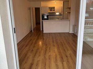 T2 avec balcon – cadre verdoyant en plein centre de Lille