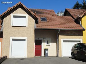 Location maison vellescot