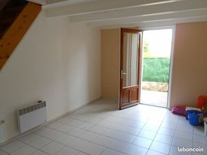 Clermont Fd Beaumont petite villa F2 duplex récente