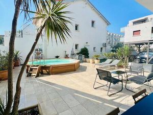 RARE - Location mensuelle février à fin juin  piscine privative  parking privé fermé