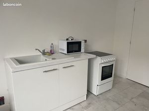 Studio 1 pièce 27 m²