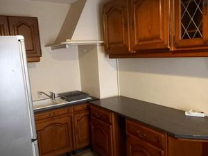 Bel F2 (meublé ou non) avec l'électricité